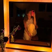 ashlyn_at_home