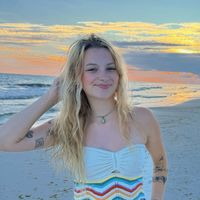 mckenzierobertsonn