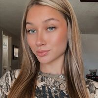 follow my insta kaylaahilton_