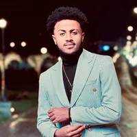 ከማን ጋ ላወዳድርሽ