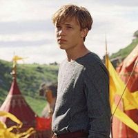 narina_peter_pevensie