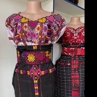 tipicos.y.emperlado.yami