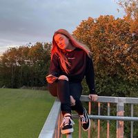 eloiseyyyxx