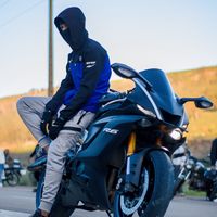 acro_hatim