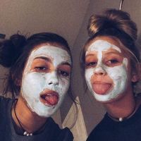megans_elfies