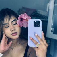 alexandra_hoyos8