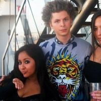 evan peters is pretty when he cries