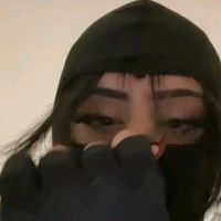 comenta cómo si fuera real o te jalo las patas