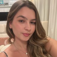 julia.camargoo