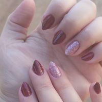 lm.nails_