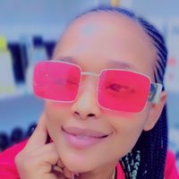 pretty.nia81