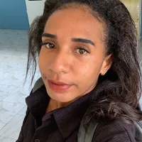 Anymlkh Kaka ade masih sekolah