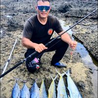 sam12307_fishing