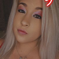 pretty_in_pink_leanna