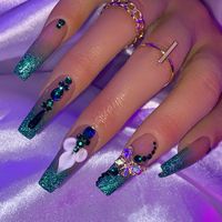 _nailsby.monse