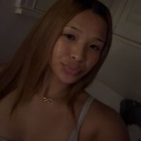 shesthegirlnextdoorrr