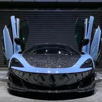 Tapa na cara puxão de cabelo