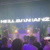 hellbanianaz0