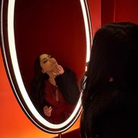dsprtlyseeking_sarah