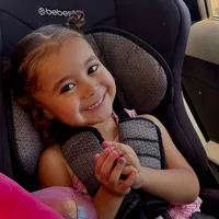 las señoritas SARI GABI