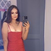 queen_aryana_official_