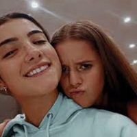 twins..chqrls