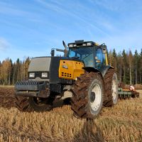 valtra_8350
