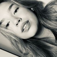 nicoledantaxs