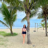 monicaleones24