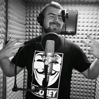 Вона з України