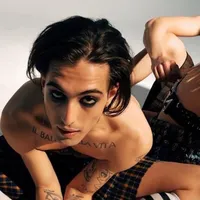 MANESKIN X THE STRUTS CANT SLEEP