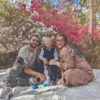 sugger dady noW i kant spell Im sOrry