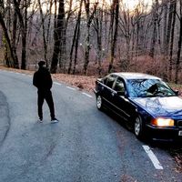 4 kerék 1 kaszni 1 motor