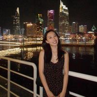 jeanieknee