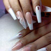 arlenys_nails