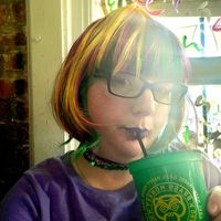 chaoticqueennola