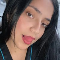 naydelinmishelle