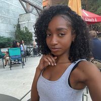 demika_