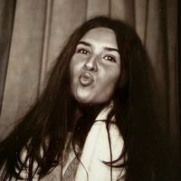 carliecox_