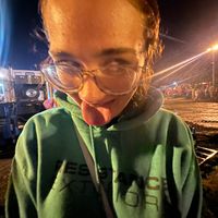 hot people use this audio