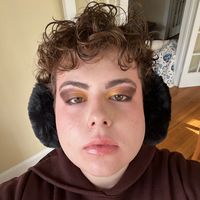 ethantriesmakeup