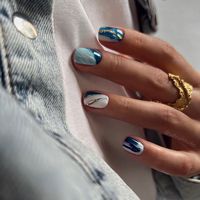 _top_manicure_top_