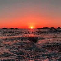 Entre La Playa Ella Y Yo