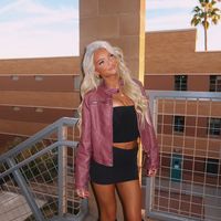 justsomegirlnamedava