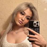 naomi22xo2