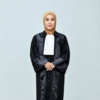 lawyer_dewinsih