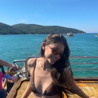 helenamenezess