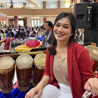 suara asli - Putri Sion Sinaga