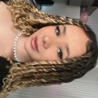 a_carollyne0