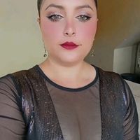 withkellyzambrano02